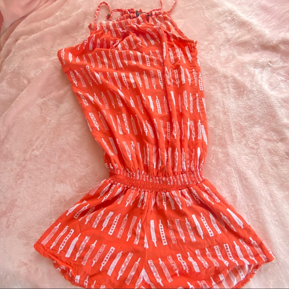 Living hula romper